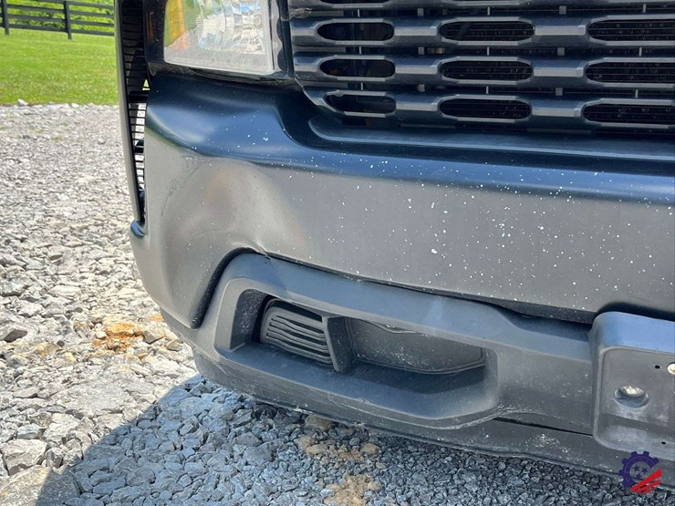 2019-chevrolet-silverado-pickup-truck-image-12
