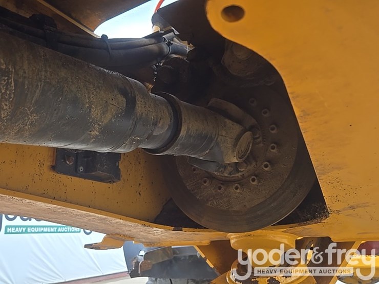 2021-volvo-a25g-image-31