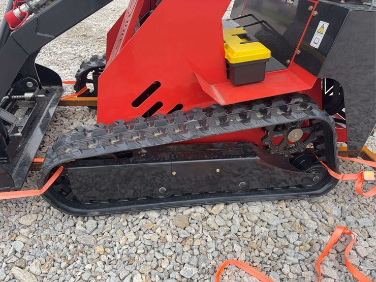 2026-sdlanch-dll60-tracked-mini-skid-steer-image-11
