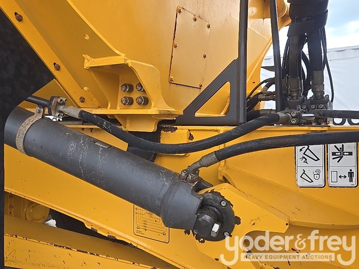 2021-volvo-a25g-image-22