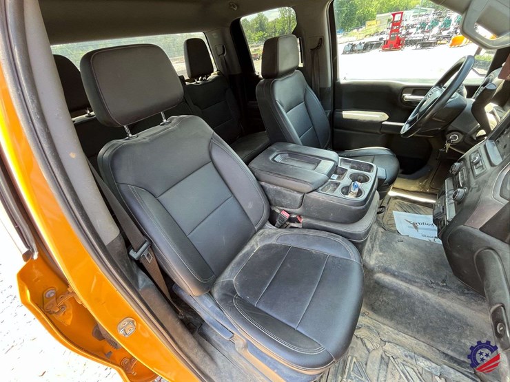 2021-chevrolet-silverado-4x4-pickup-truck-image-46