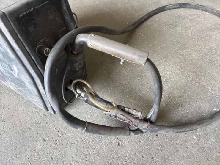 miller-s-32p-voltage-sensing-wire-feeder-image-4