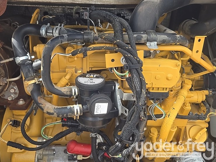 2016-cat-304e2-image-40