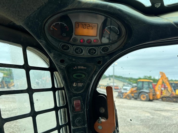 2018-bobcat-t590-image-23