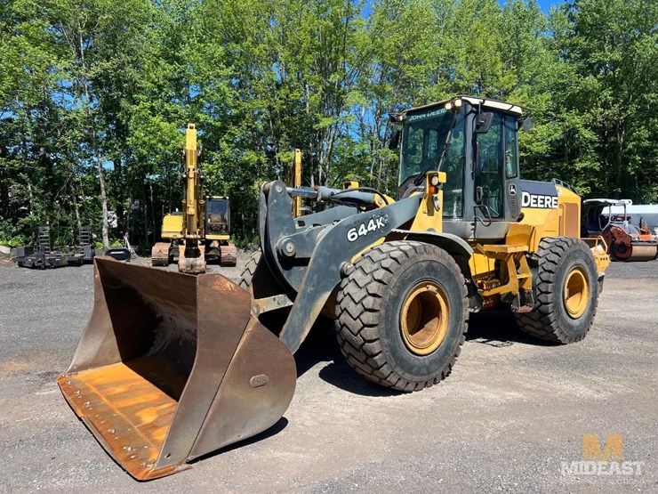 2009-deere-644k-image-1