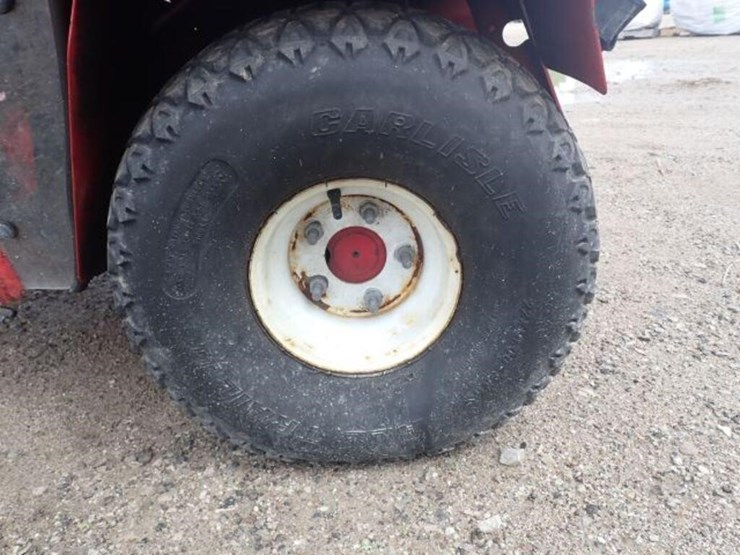 2014-ventrac-4200-image-38