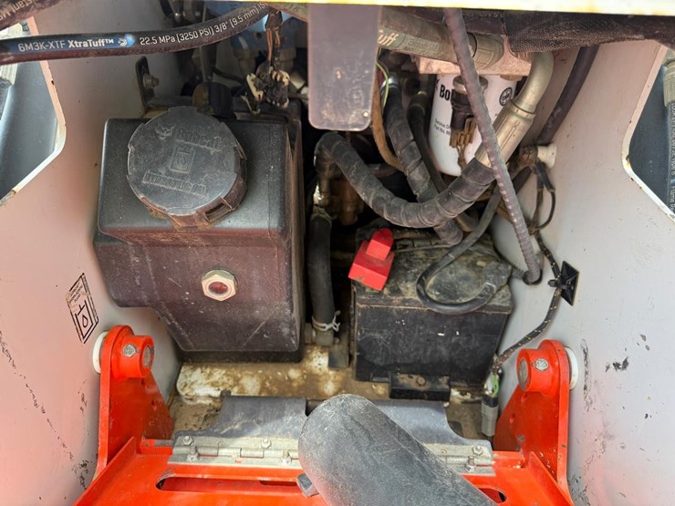 2020-bobcat-mt100-image-16