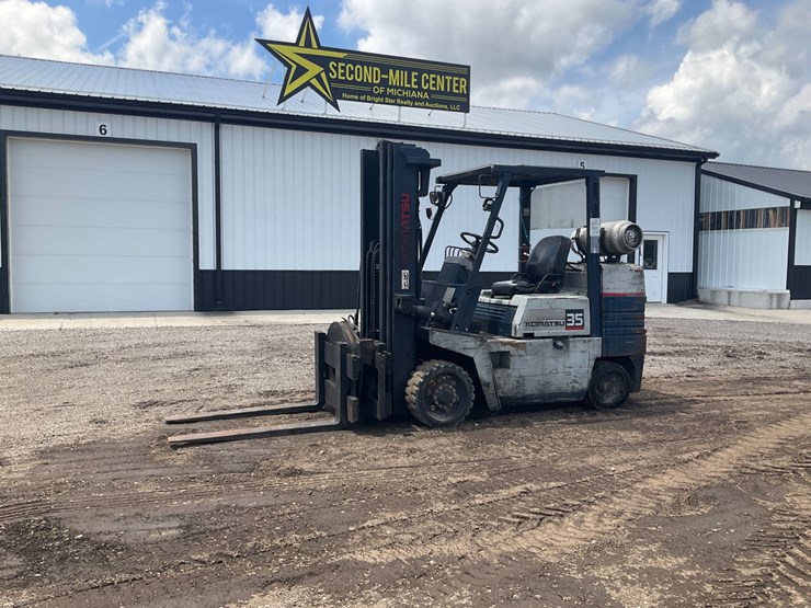 #1380-•-komatsu-fg35st-5-forklift-image-1