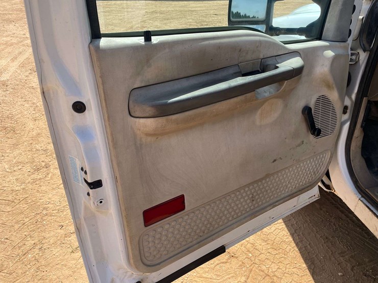2003-ford-f350-image-9