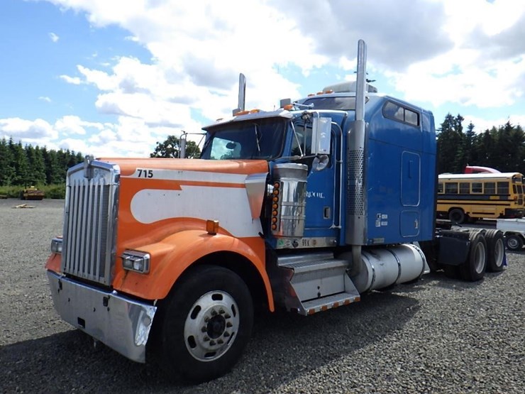 2000-kenworth-w900b-image-1