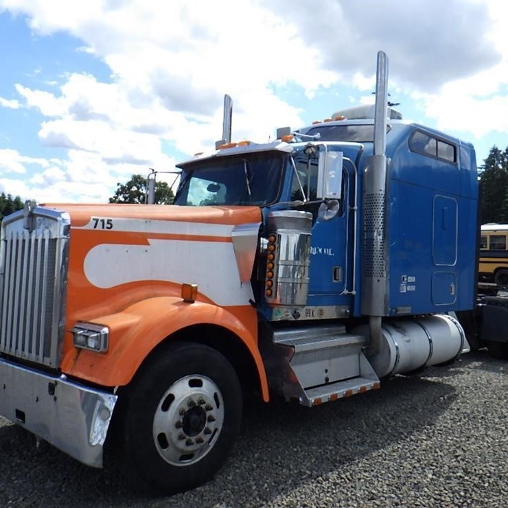 2000 KENWORTH W900B