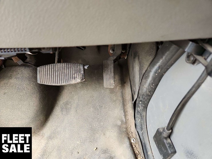 2012-ford-e450-image-38