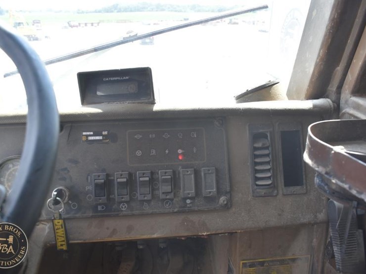 1994-caterpillar-769c-image-30