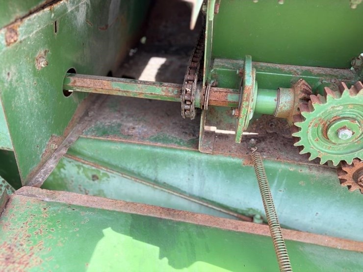 john-deere-346-image-14
