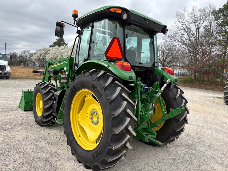 2020-john-deere-6105e-image-7