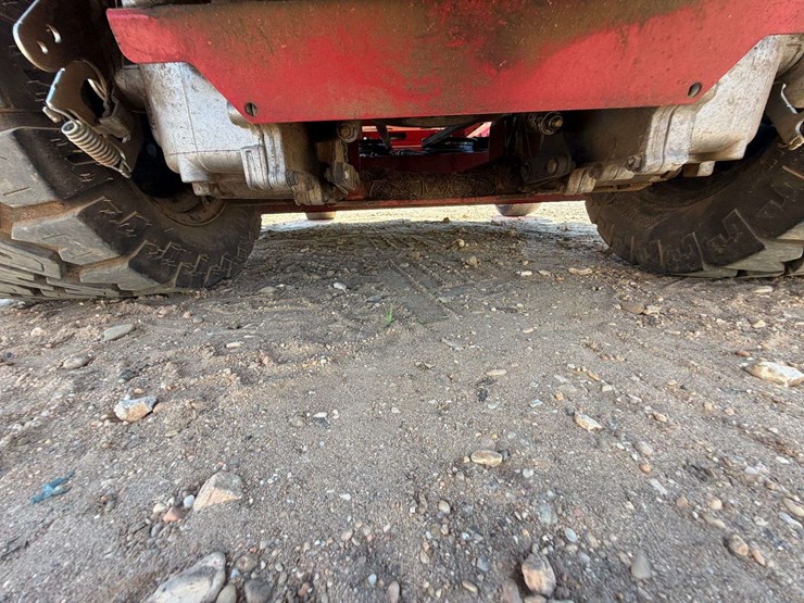 big-dog-60"-zero-turn-mower-(131-hours)-image-12