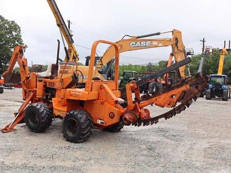 ditch-witch-3210-image-3