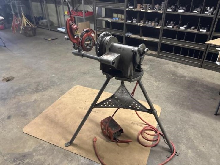 ridgid-300-pipe-threader-image-3
