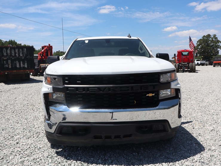 2022-chevrolet-1500-image-8