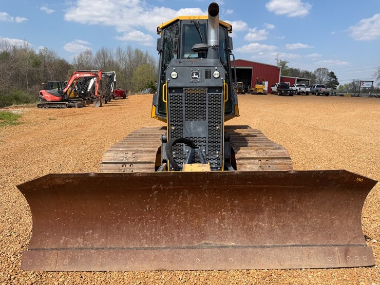 2021-deere-650k-lgp-image-8