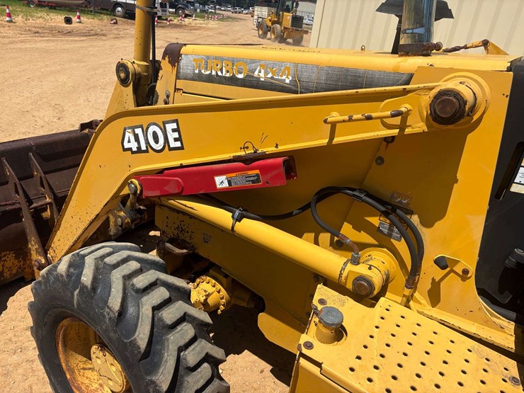 deere-410e-image-13