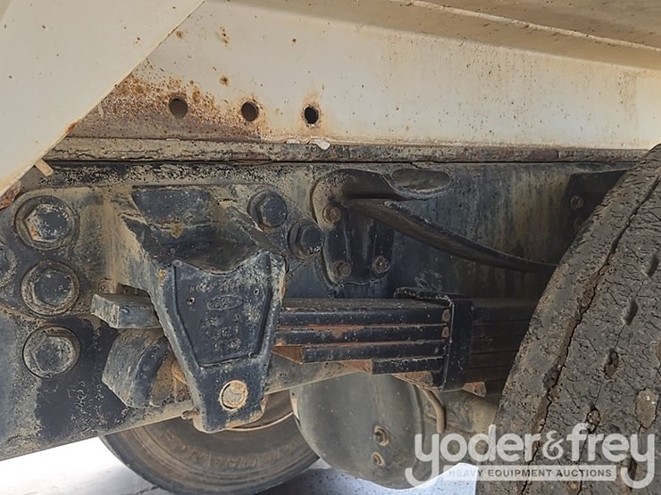 2019-ford-f750-xl-image-21