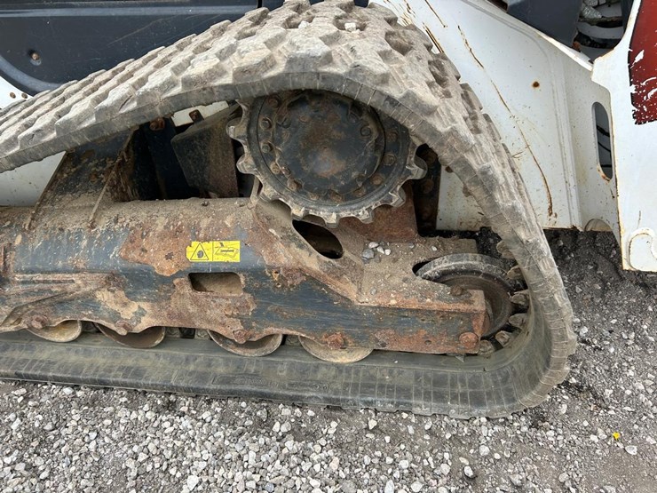 2020-bobcat-t76-image-19