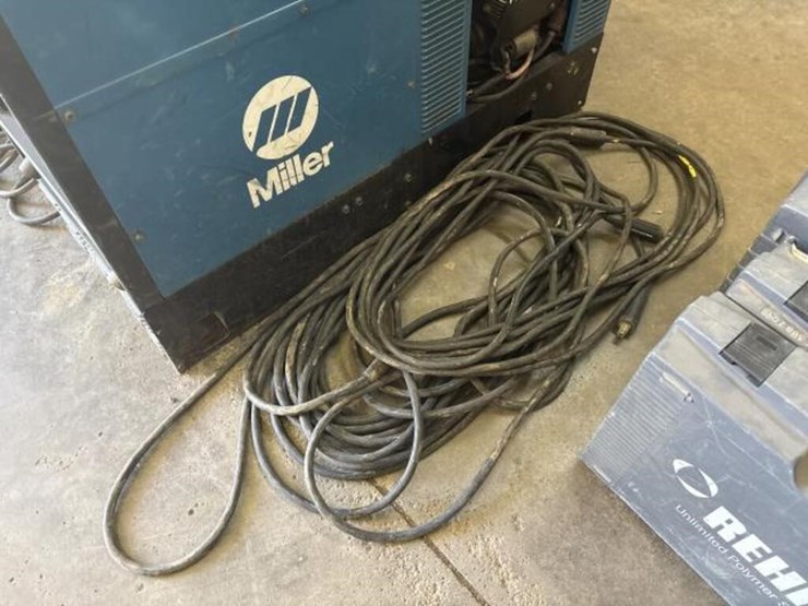 miller-bobcat-225-image-12