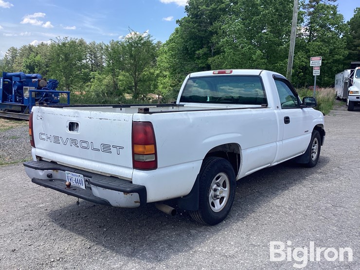 2001-chevrolet-silverado-1500-image-5