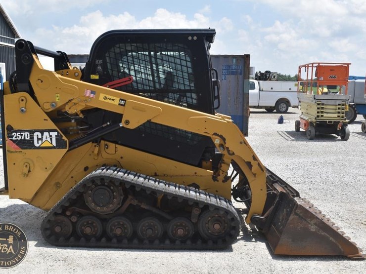 2018-caterpillar-257d-image-6