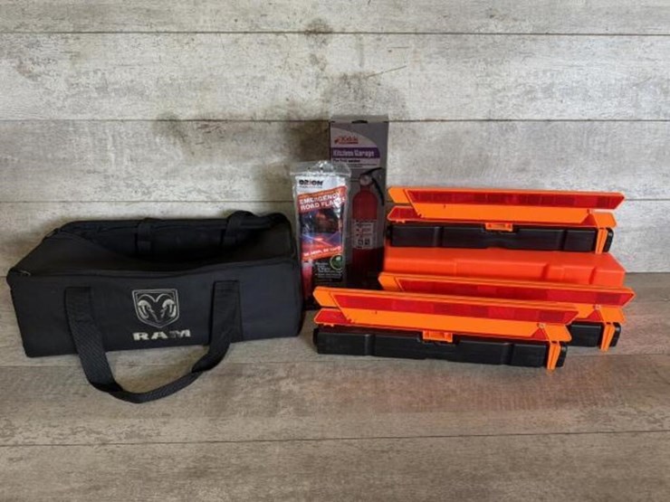 ram-truck-emergency-kit-image-1