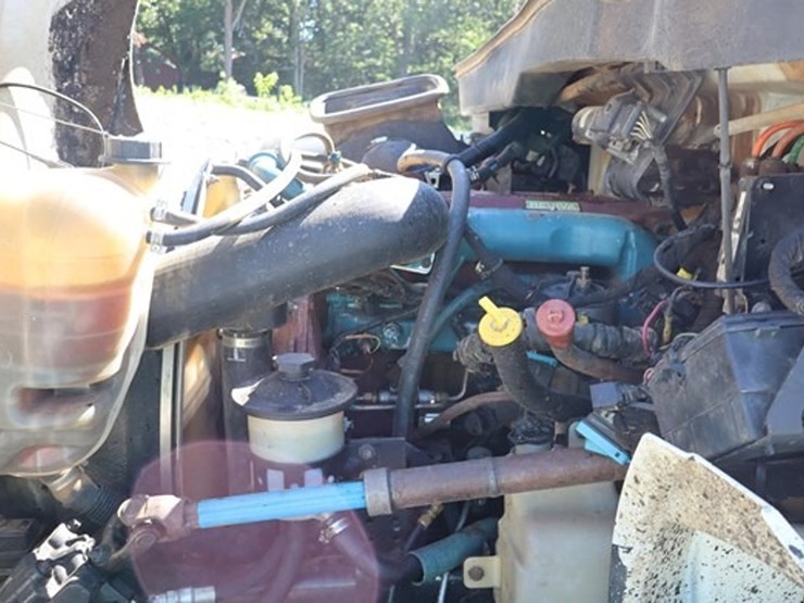 2005-international-durastar-4300-image-14