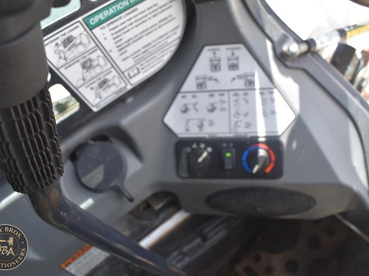 2019-bobcat-t595-image-48