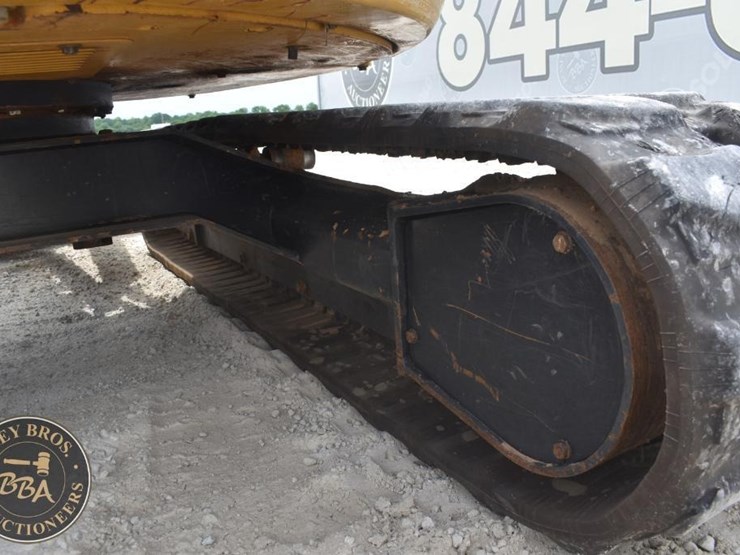 2019-caterpillar-305e2-cr-image-41
