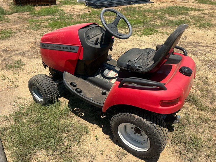 massey-ferguson-2924d-image-3