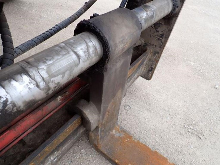 2010-jcb-510-56-image-59