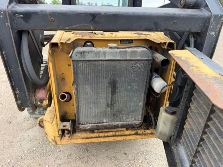 1998-new-holland-lx885-image-18