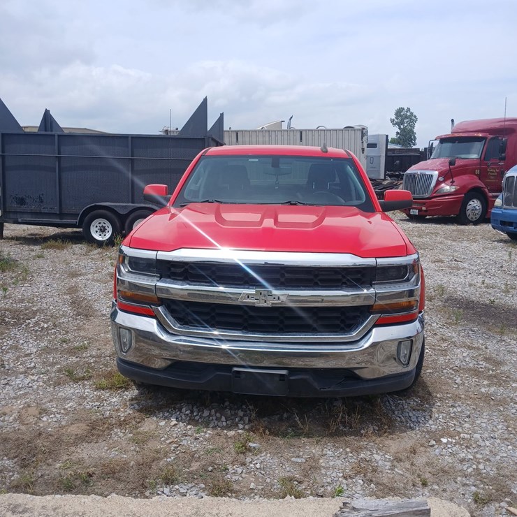 #328 • 2018 CHEVY SILVERADO PICKUP TRUCK - SIKESTON, MO