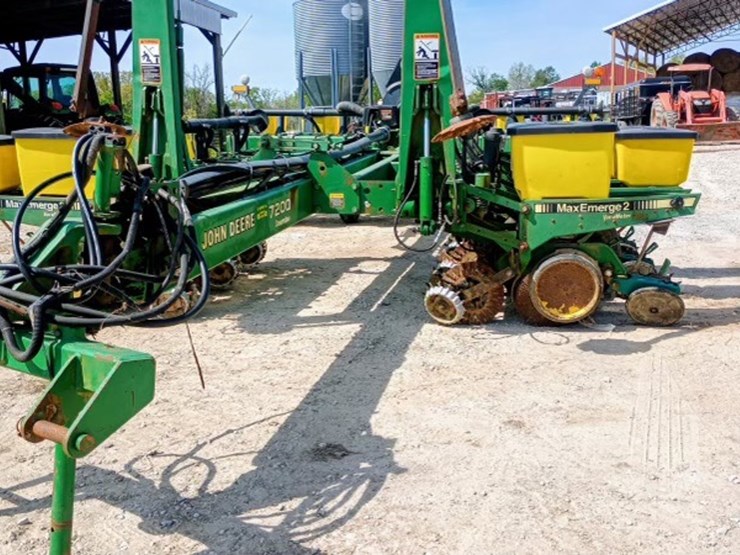 john-deere-7200-image-6