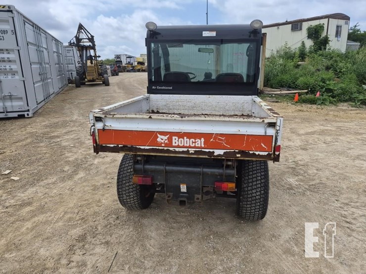 2014-bobcat-toolcat-5600-image-9