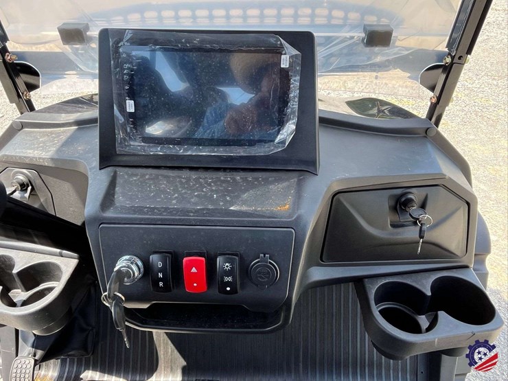 unused-2026-ce-sdlc80-golf-cart-image-24