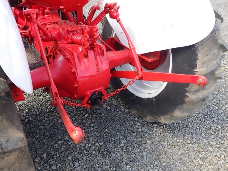 ford-tractor-image-9