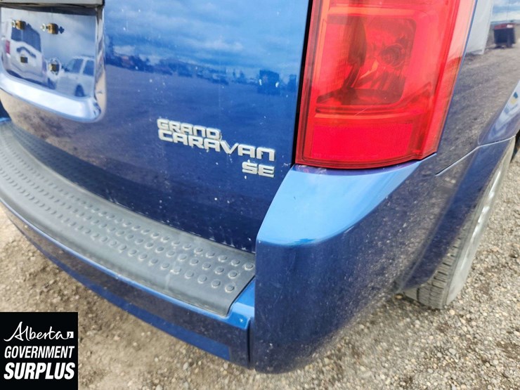 2010-dodge-grand-caravan-se-image-38