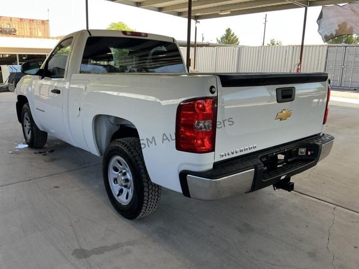 2013-chevrolet-silverado-1500-image-5