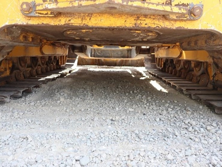 2019-deere-650k-lgp-image-28