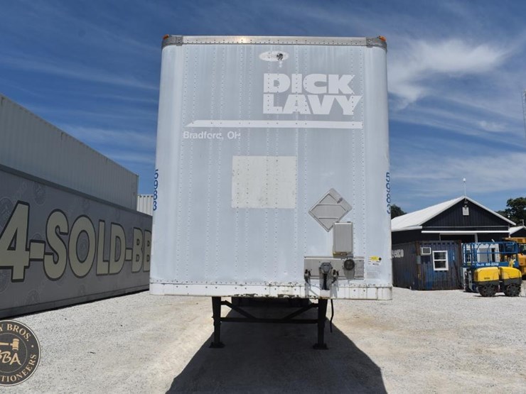 2001-strick-trailer-image-11