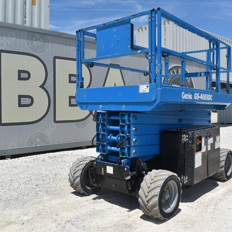 2018 GENIE GS4069DC