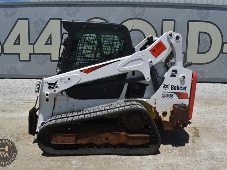 2019-bobcat-t595-image-11