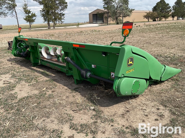 john-deere-608c-image-5