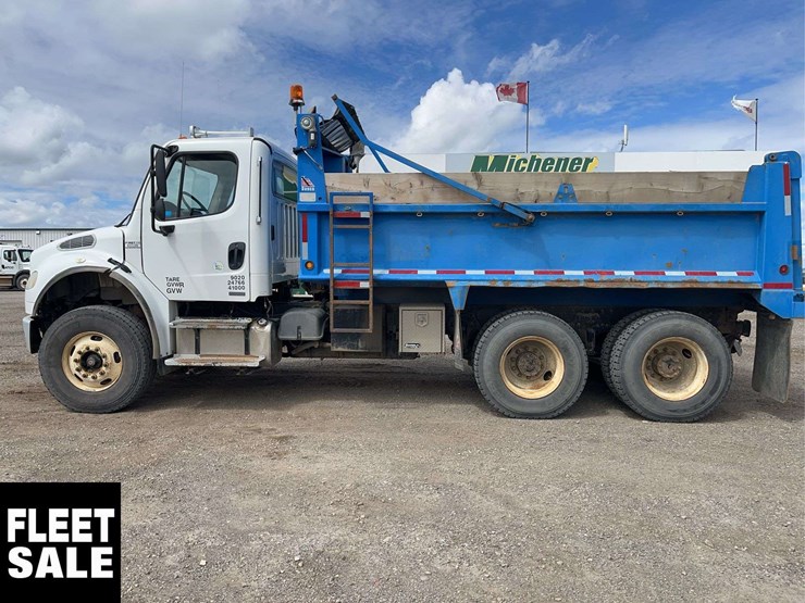 2008-freightliner-m2-106-image-2
